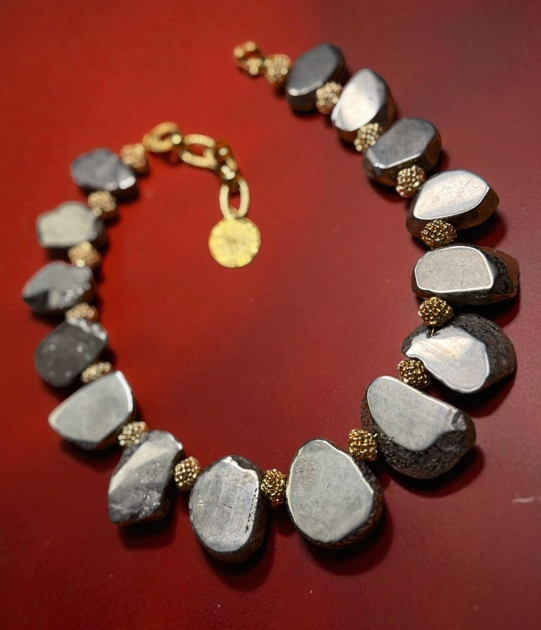 black-and-gold-gemstone-statement-necklace-thalora