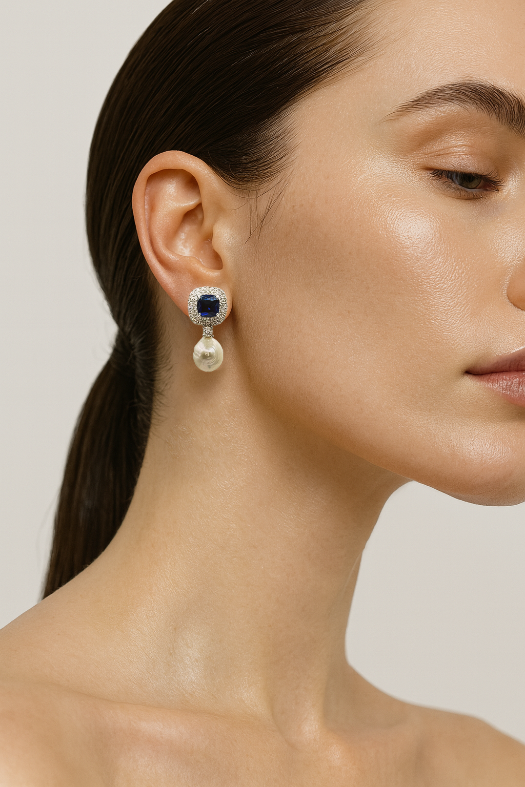 Gigi Pearl Earrings