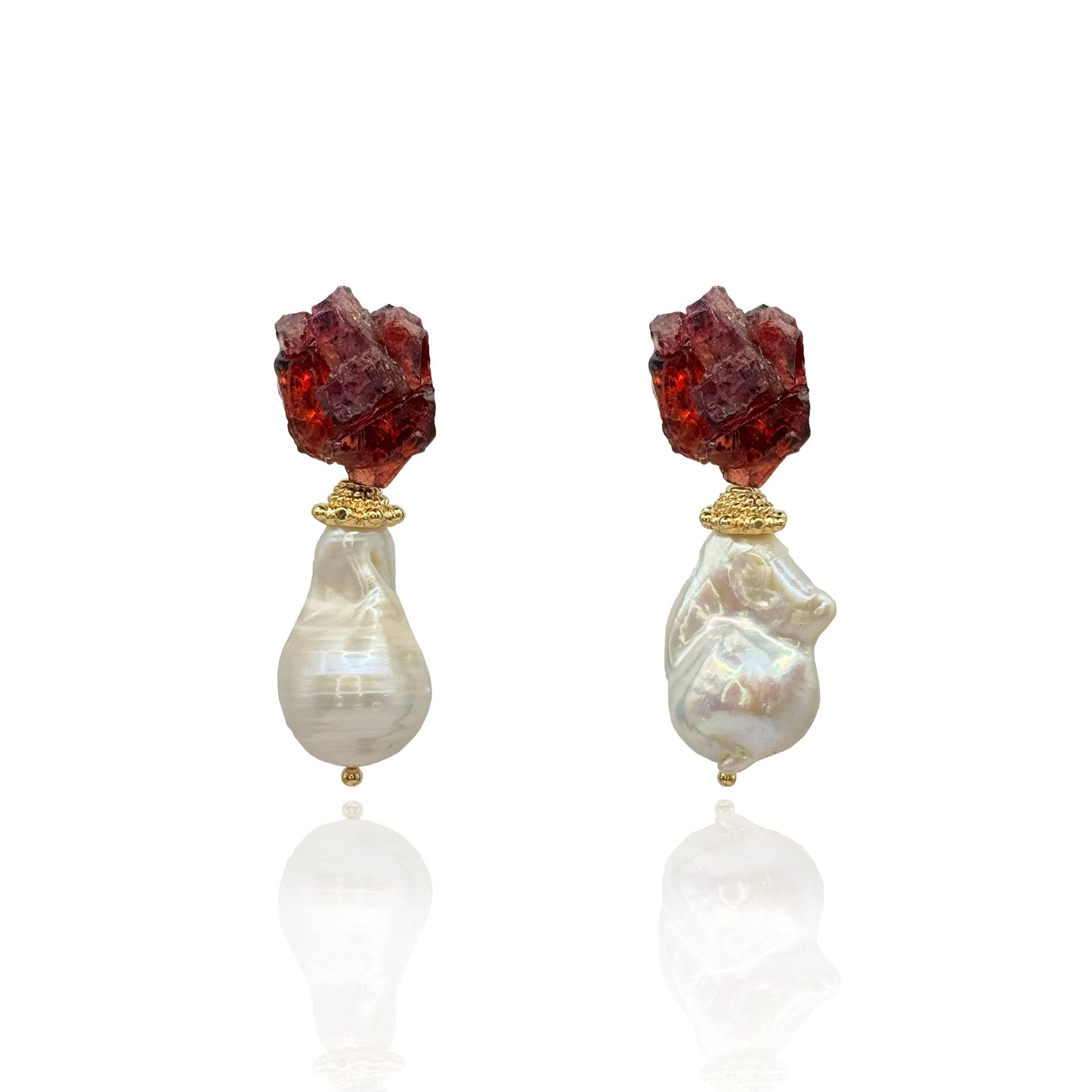garnet_gemstone_earrings_with_baroque_pearls