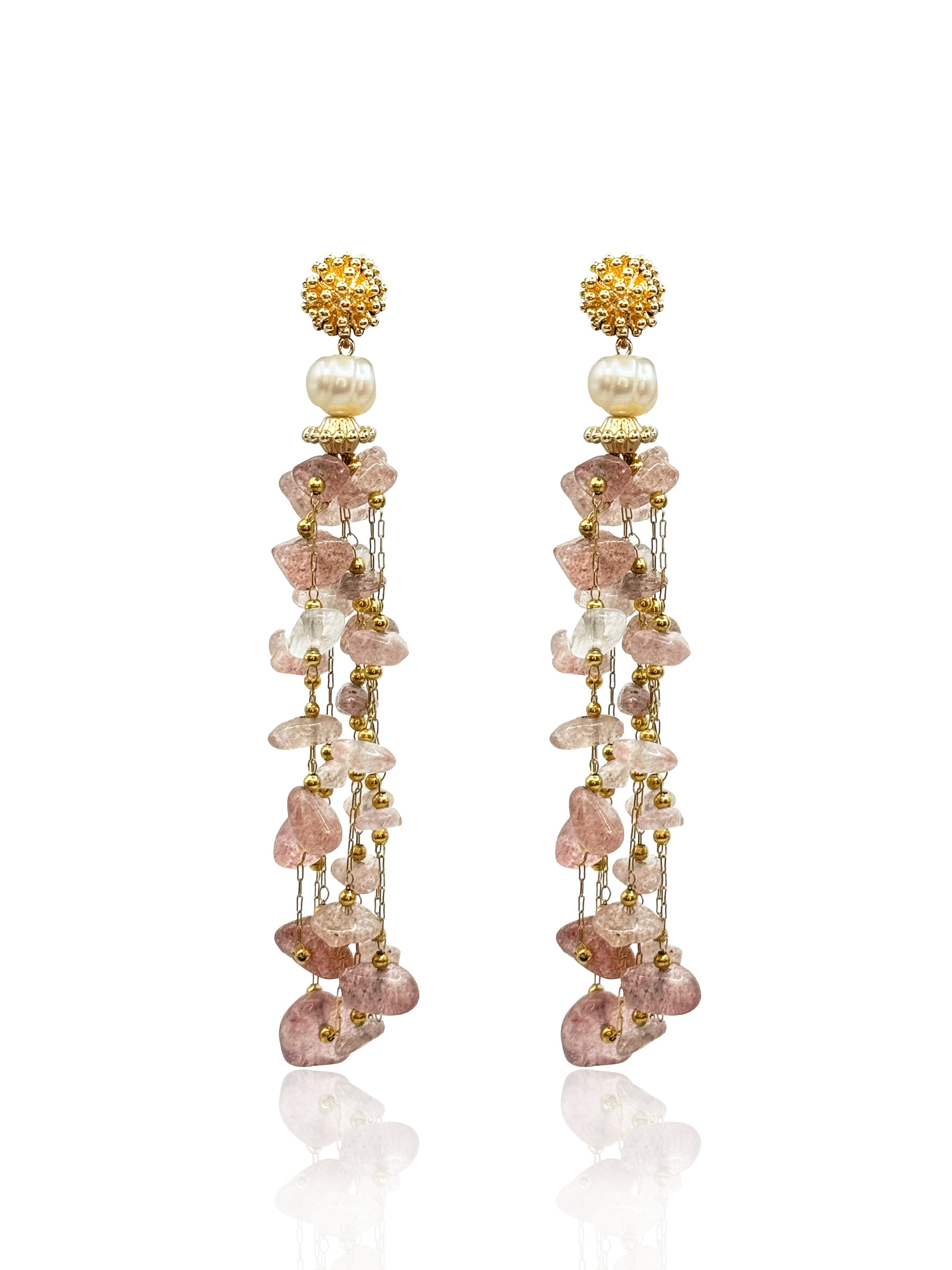 Pair of earrings with rose quartz and pearl accents